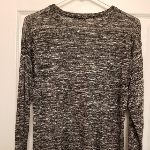 Divided H&M Sweater - Picture 3 of 4